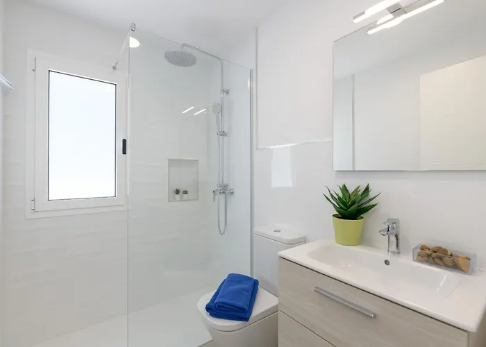 Playa De Guacimeta - Maresia * Playa Honda (Lanzarote)